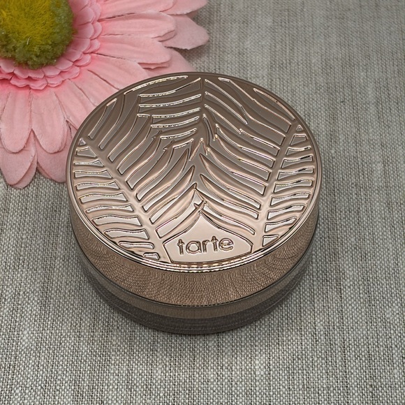 tarte Amazonian clay gem powder foundation ~ 22B Light Beige - Picture 2 of 4